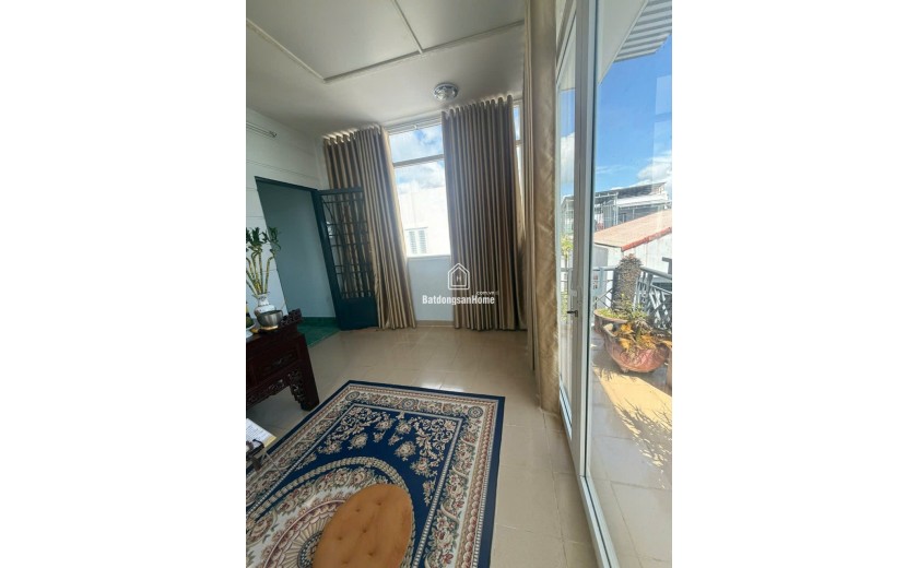 Bán nhà gần chợ Đầm chỉ 4,2 tỷ – 2 mặt tiền – sổ hồng hoàn công – trung tâm Nha Trang